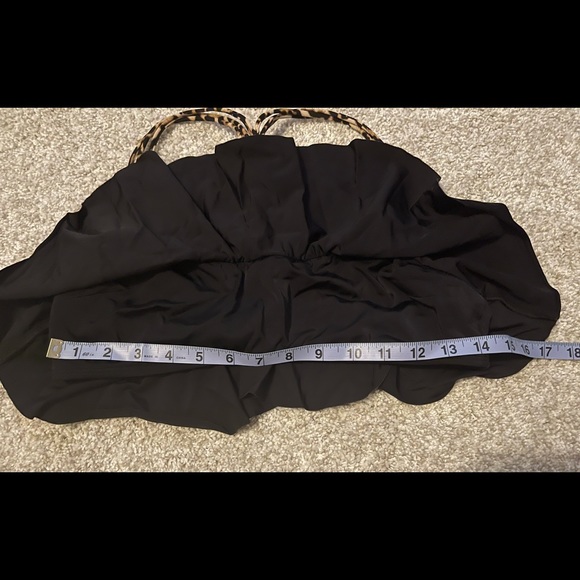 PINK V/S Black Flutter & Animal Print Bikini Top Size Large - Picture 4 of 8